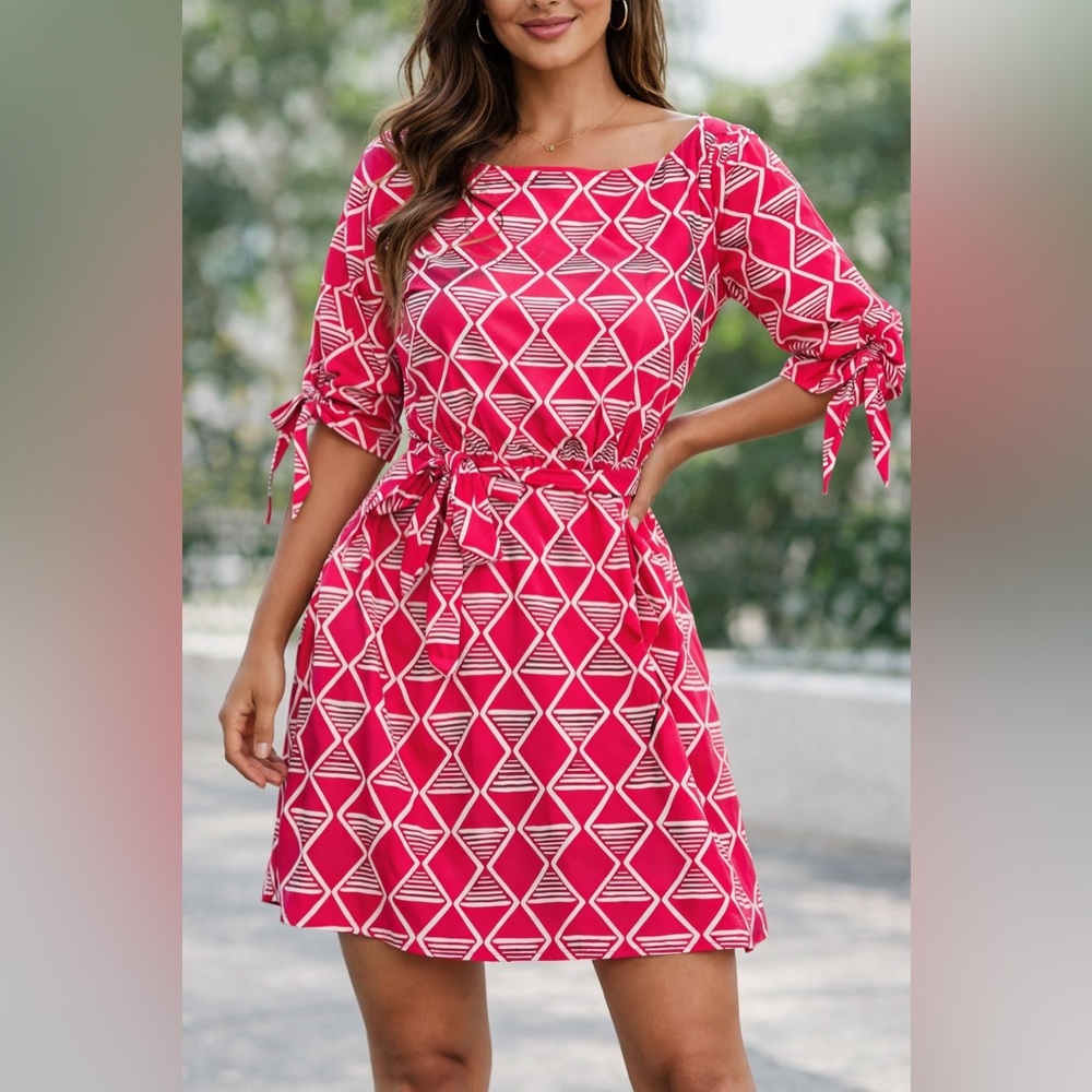 NWOT Women’s Old Navy Pink and White Geometric Dress